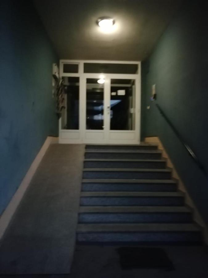 Sarmantni Apartman Malecka 2 Загреб Екстериор снимка